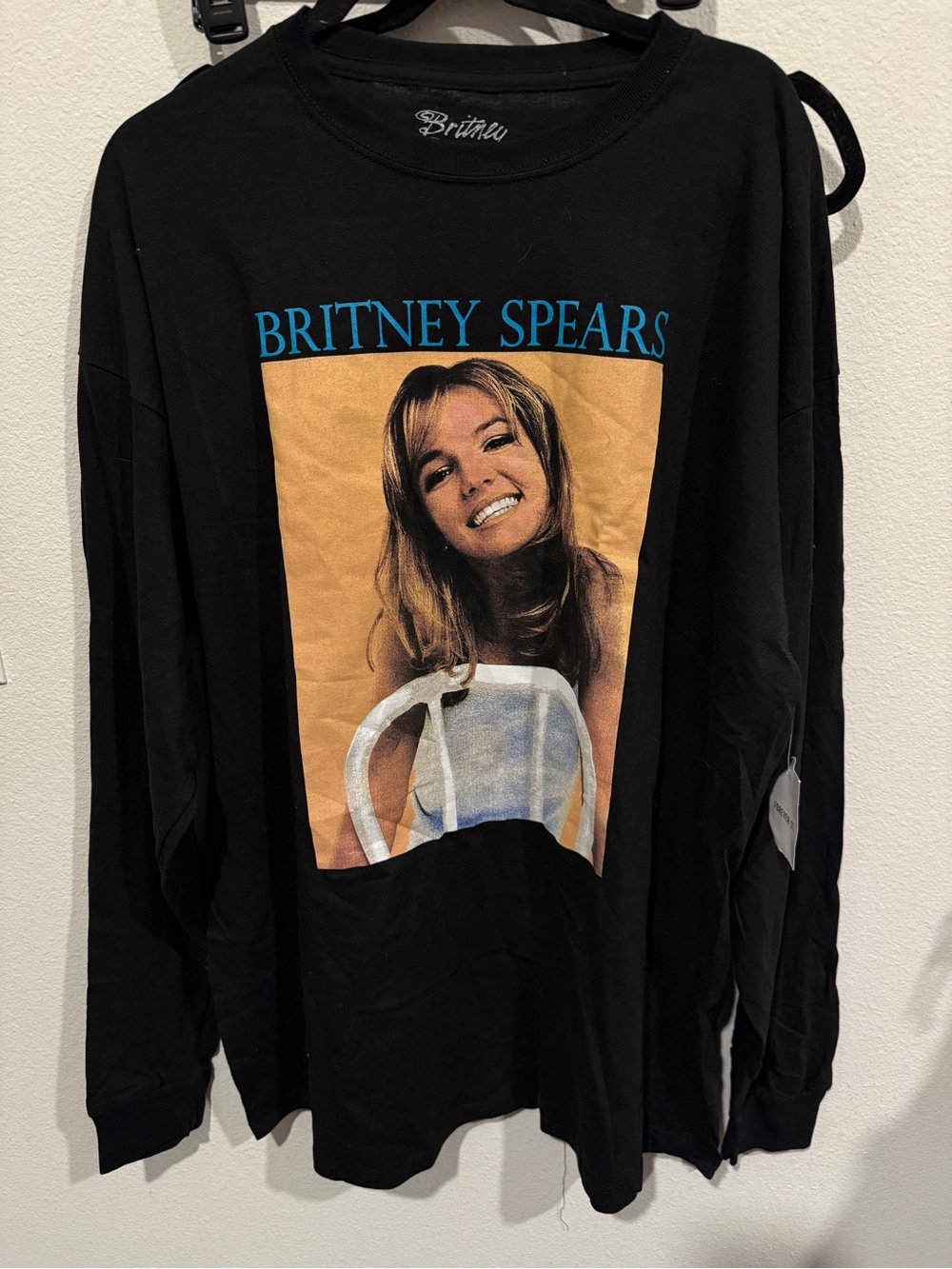 Forever 21 Black Tee with Tan Graphic Portrait